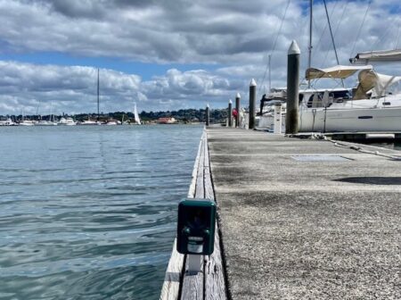 IMG_3729 Solar Boat And Roof Guard Bird Repeller