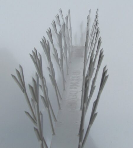 4_Bird Spikes overall (3) Thorny Devil Polycarbonate Spikes